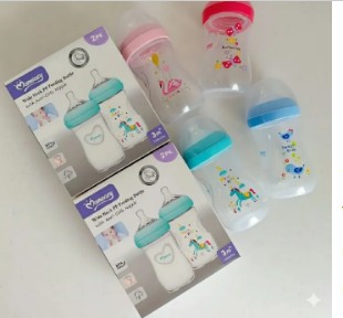 Momeasy 2-Pack Wide Neck Baby Feeding Bottles - 240ml/8oz - Anti-Colic & BPA-Free - Natural Feel Silicone Nipple