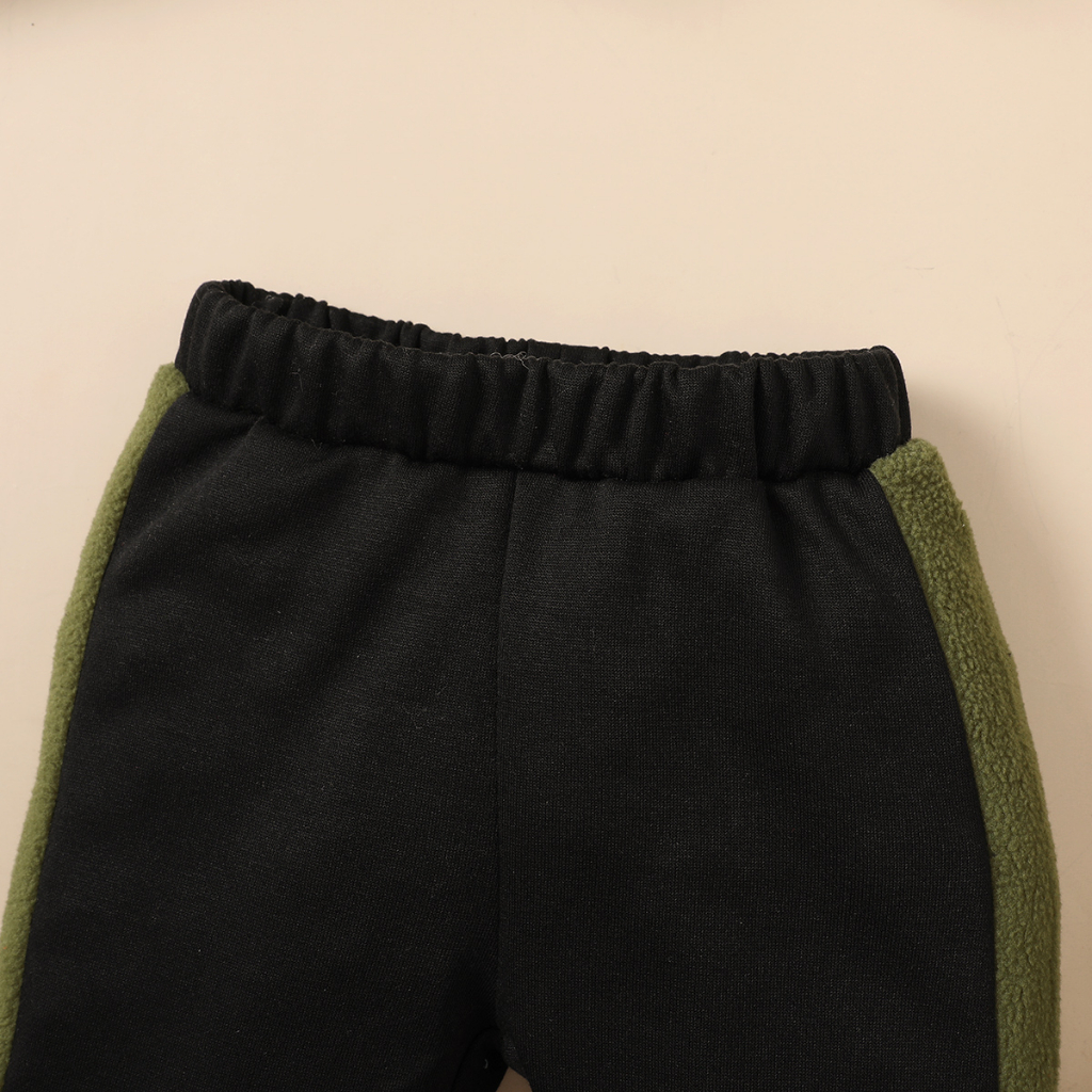 【3-24M】 2PCS Baby Boy Outfit: Dinosaur Patch Sweatshirt with Color-Block Fleece Sleeves + Matching Jogger Pants with Side Fleece Panels – Cute Daily Fall/Winter Set