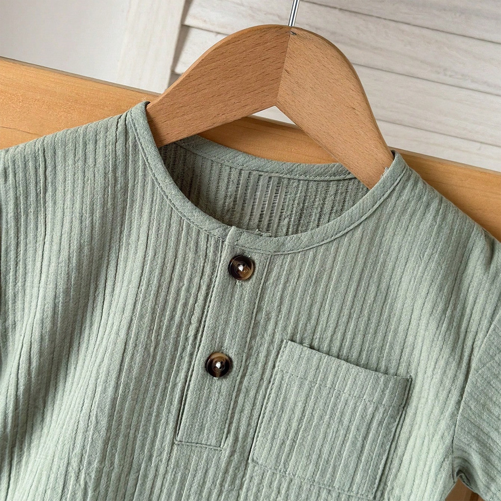 Boys' green short sleeved+dark brown pants set Summer breathable baby clothes