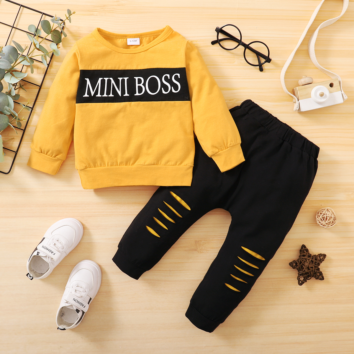 Catpapa boy | 0-4Y Boys' "MINI BOSS" Print Sweatshirt & Pants Set | Soft Cotton Two-Piece Outfit, for Daily Wear & Playtime, Toddler Boys | Babies dress | Boys clothes fashions