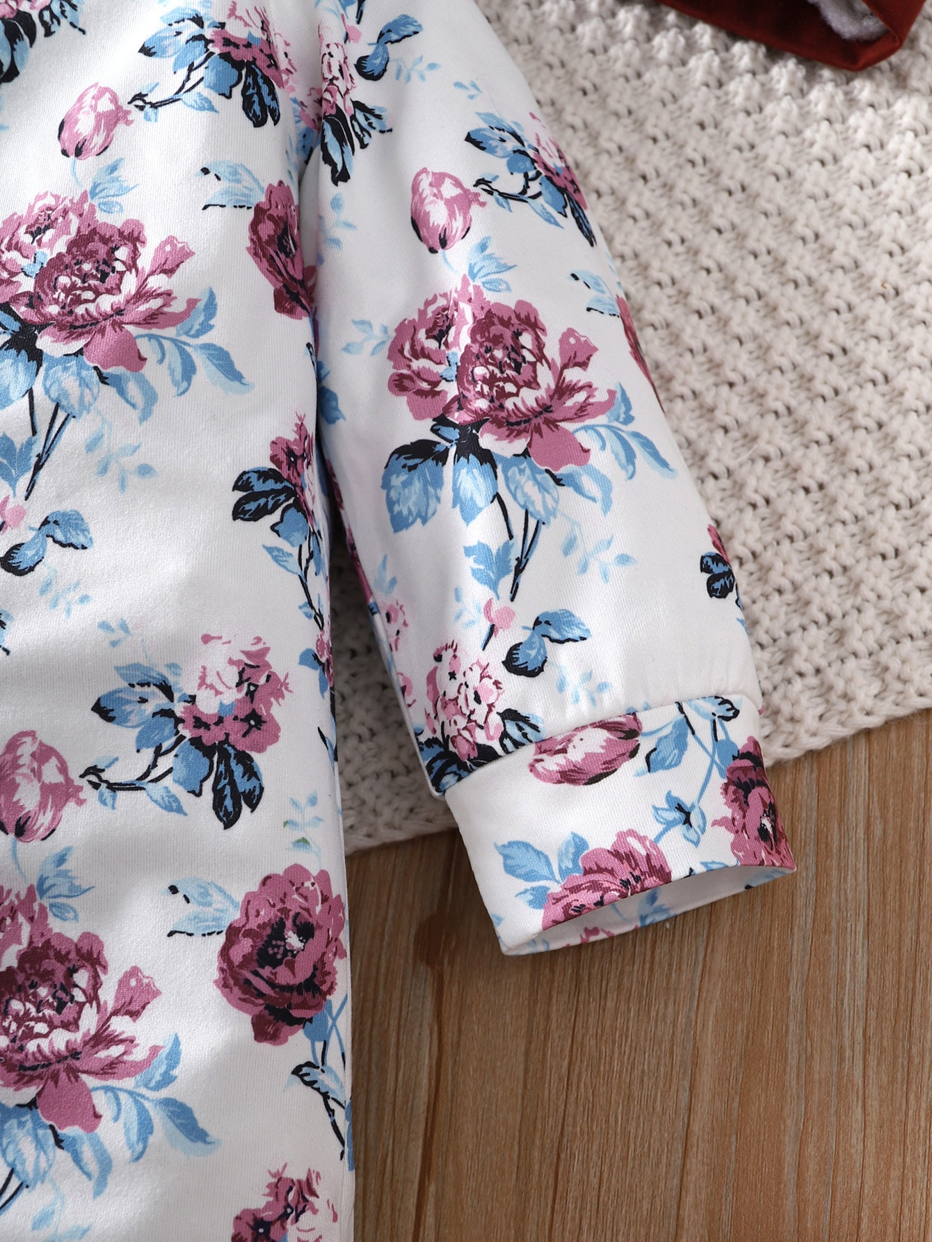 【2PCS】 3-24M Baby Girl Romper Set | Floral Print Long Sleeve Jumpsuit with Bow + Matching Maroon Hat | Elegant Newborn Outfit baby clothes