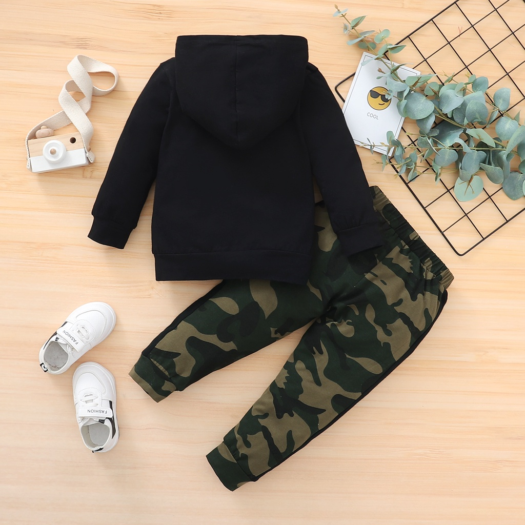【2PCS】 18M-5Y Baby Boy Casual Set | "NEW YORK CITY" Print Hoodie + Camouflage Pants | Trendy Fall/Winter Outfit