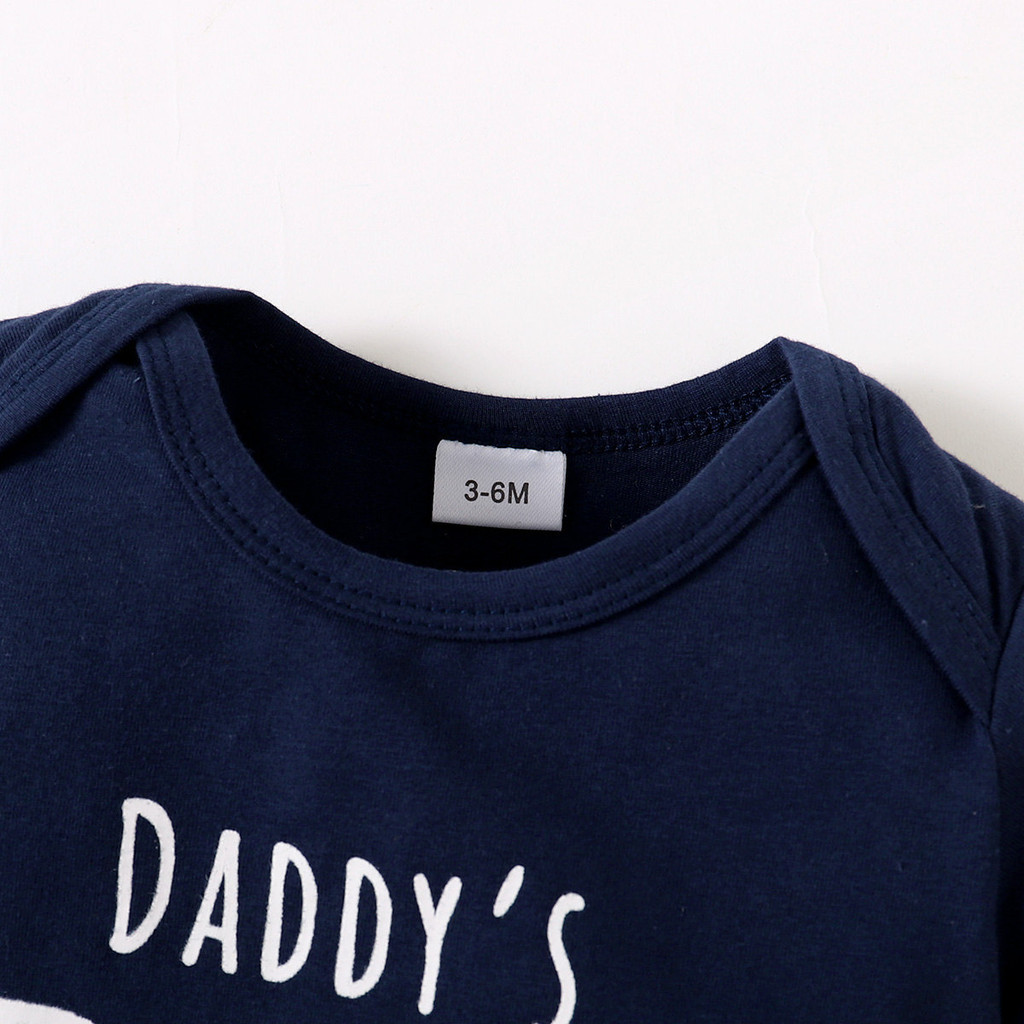 【0-18M】 2PCS Baby Summer Outfit: "DADDY'S BABY" Letter Print Bodysuit + Matching Shorts – Casual Set