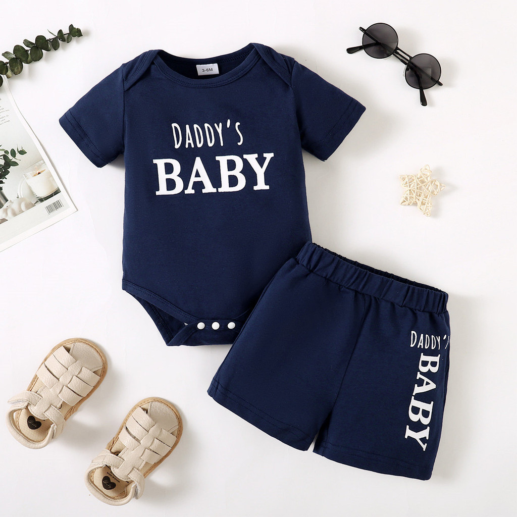 【0-18M】 2PCS Baby Summer Outfit: "DADDY'S BABY" Letter Print Bodysuit + Matching Shorts – Casual Set