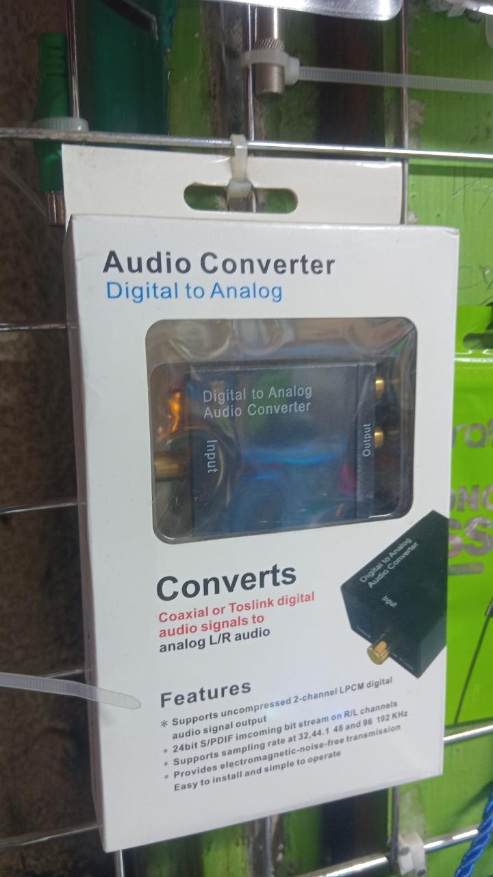 Digital-to-analog audio converter Digital optical coaxial inputs