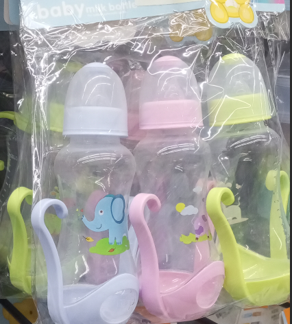 🔥🔥 Baby Feeding Bottle (Big/Small) A multifunctional bottle with nipple, straw, and spoon head.Comes with double handles for an easy baby grip.Wide, clear body for smooth cleaning and fee