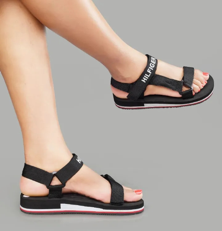 Quality Tommy Hilfiger Black Sandals Ladies Summer Slides Rubber Sole New Women Sandals and Slippers Men's Sandals Adult Beach Open Shoes Non-slip Open-toe Sandals