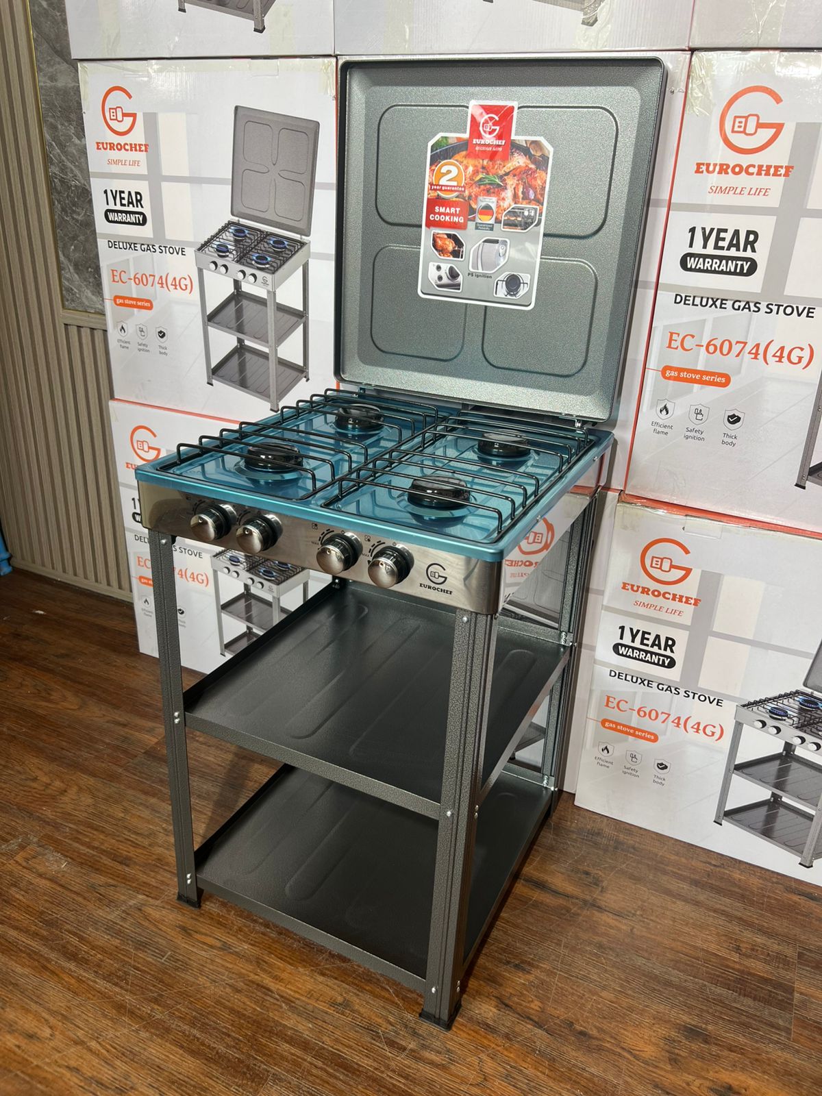 Eurochef full gas  standing cooker with shelves