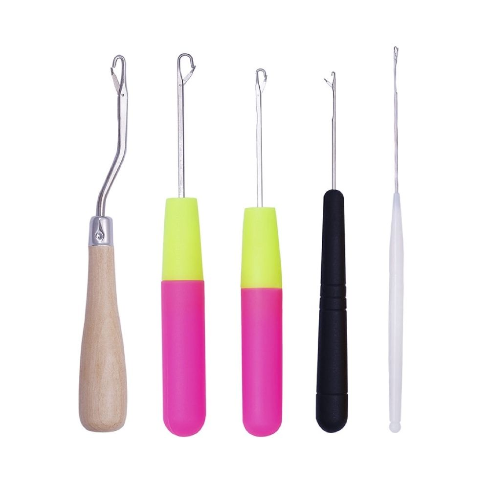 Large hook knitting tool with tongue hook, plastic handle, small hook for sweaters and yarn, slender tongue crochet hook, closed-end tongue hook