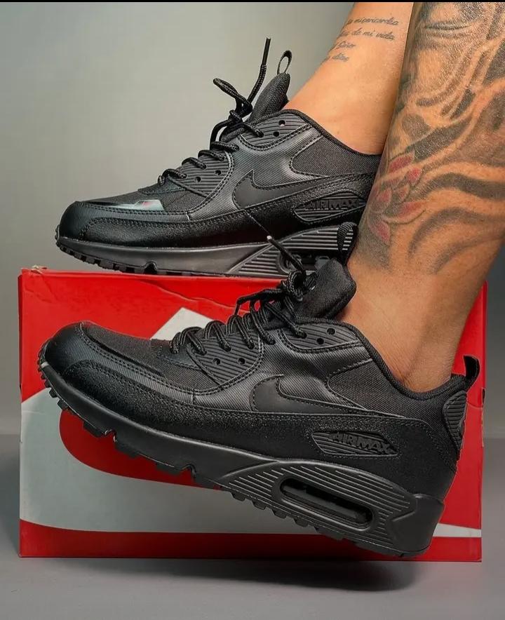 NEW ARRIVAL AIR MAX 90 Unisex Sneakers: Authentic & Best Quality Fashion Unisex Shoes Men Shoes / Women Airmax Sneakers