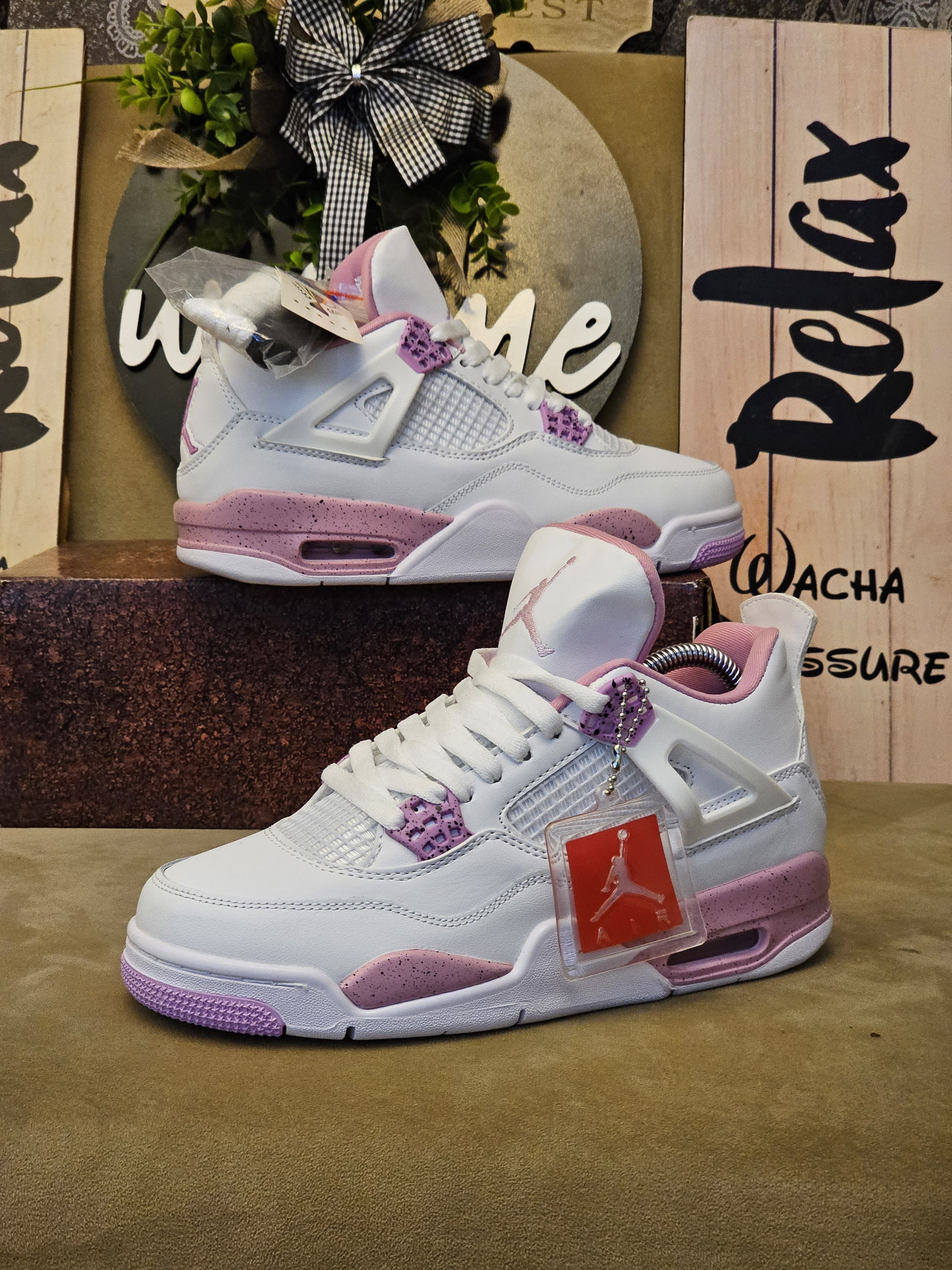 New Arrival Air Jordan 4 Retro ''Pink Oreo'' Sneakers; Best Quality Breathable Women's Shoes/ Men's Shoes J4 White Pink Oreo Fashion Women Sneakers