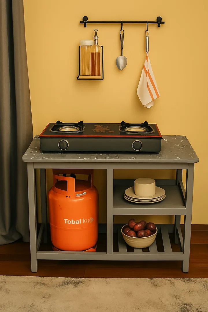 [Crazy offer] Modern strong and classic kitchen table, Wooden strong Kitchen table with racks. suitable for tabletop cooker.as picture