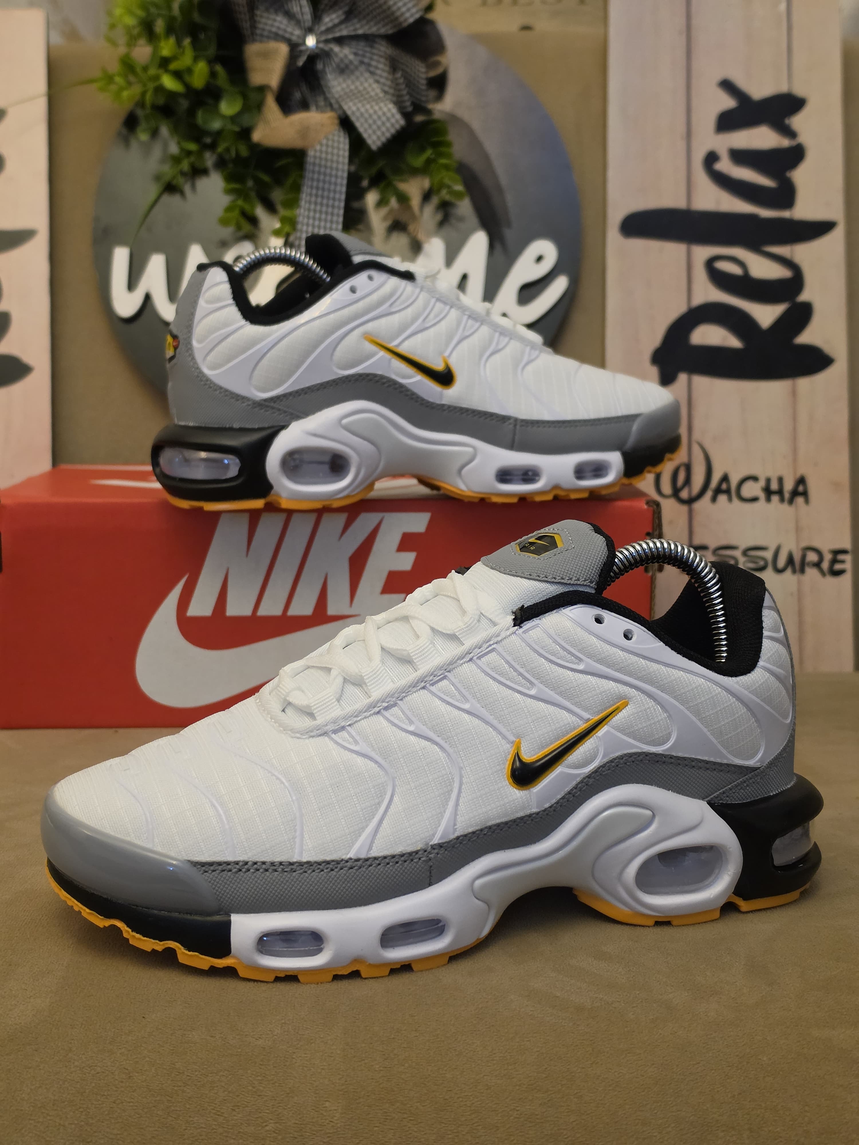 ORIGINAL AIR MAX PLUS TN Men Sneakers ;Authentic & Best Quality Men's Shoes/Women's Shoes Unisex airmax tn Sneakers