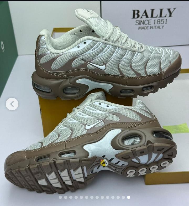 ORIGINAL AIR MAX PLUS TN Men Sneakers ;Authentic & Best Quality Men's Shoes/Women's Shoes Unisex airmax tn Sneakers