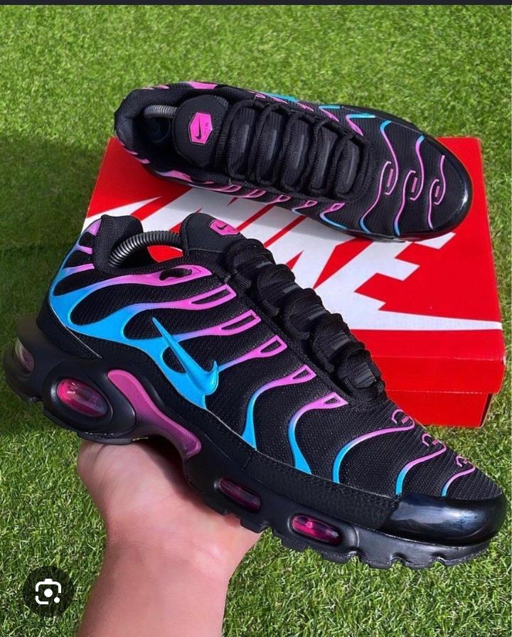 ORIGINAL AIR MAX PLUS TN Men Sneakers ;Authentic & Best Quality Men's Shoes/Women's Shoes Unisex airmax tn Sneakers