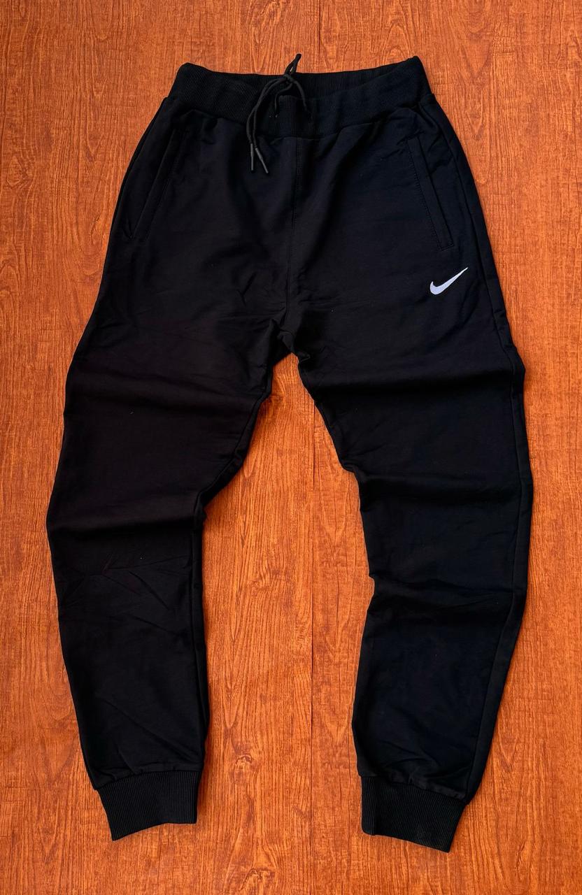 Ladies Cotton Black Sweatpants