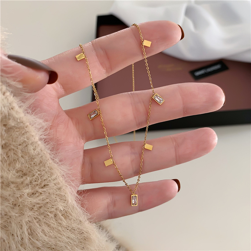 Premium luxury rectangular zirconia fringed gold necklace, stainless steel, non-fading collar chain/neck chain women's fashionable jewelry accessory
