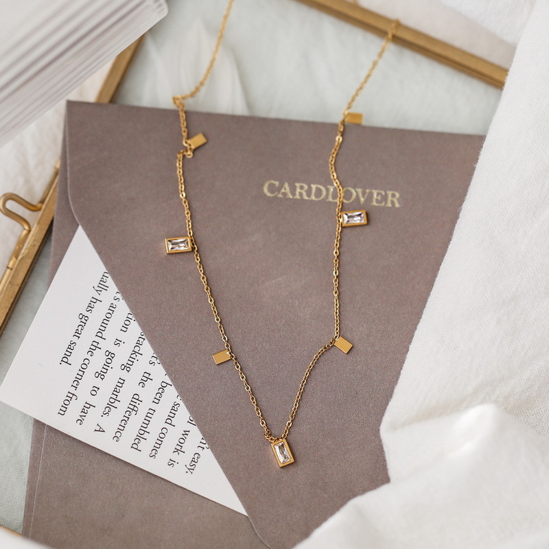 Premium luxury rectangular zirconia fringed gold necklace, stainless steel, non-fading collar chain/neck chain women's fashionable jewelry accessory