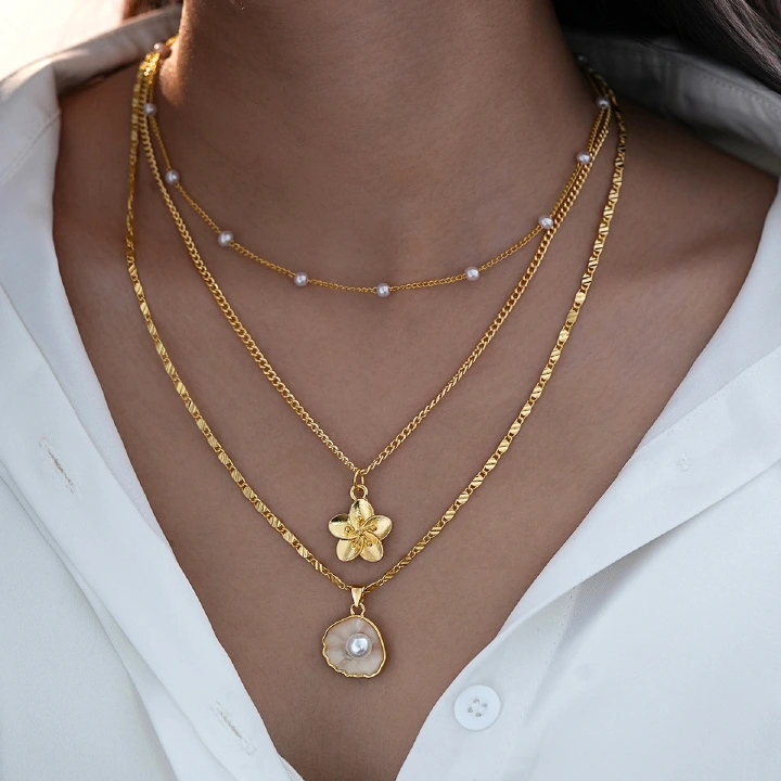3pcs set  Stackable Gold Necklace Set, Pearl Choker, Flower Pendant & Shell Pearl Chain, Women’s fashion jewelry