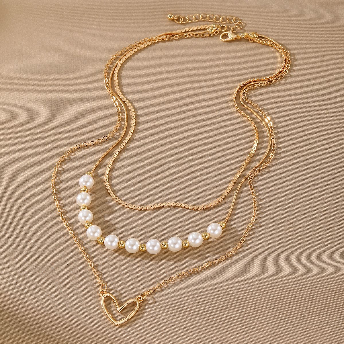 Vintage Heart Pearl Gold Necklace Set 3Pcs Layered Choker Necklaces For Women