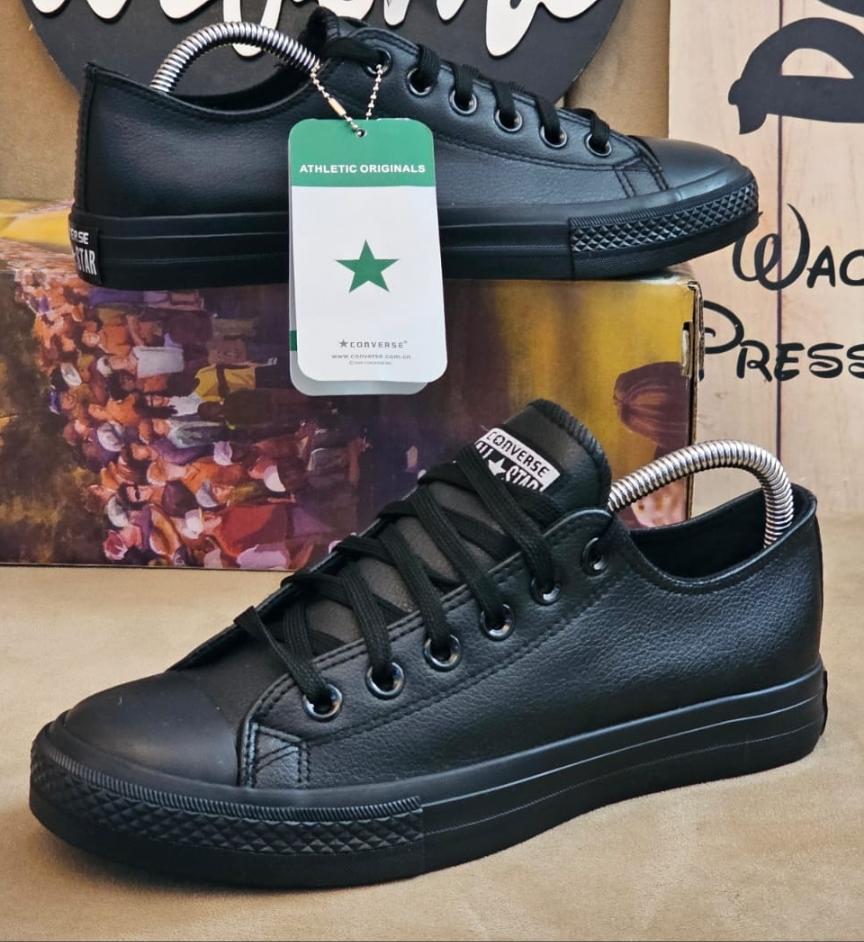 Canvas Leather Low-Top Sneakers – Premium Classic Comfort