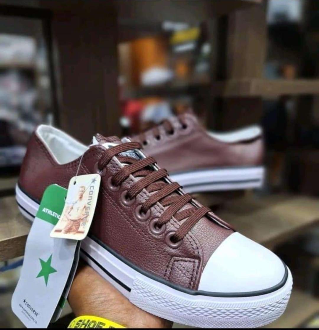 Canvas Leather Low-Top Sneakers – Premium Classic Comfort