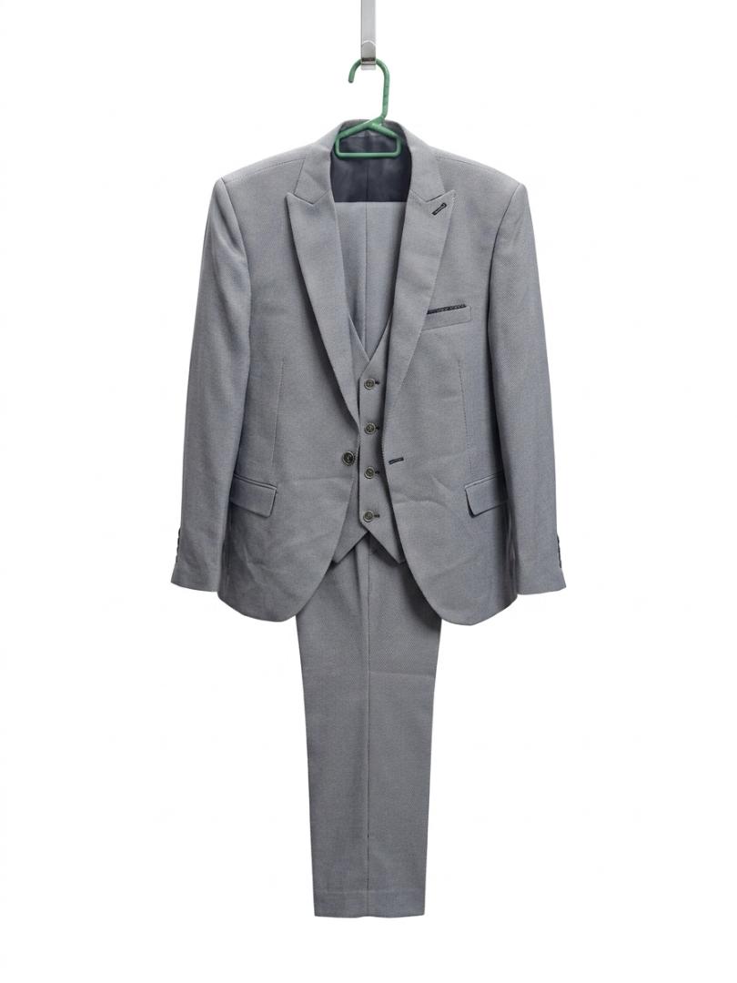 Mens Business Suits, Official Formal Wear, Elegant Tailored Blazer and Trousers Set, Premium Fabric, Comfortable Fit, Modern Slim Design, Perfect for Office Meetings, Corporate Events and Smart