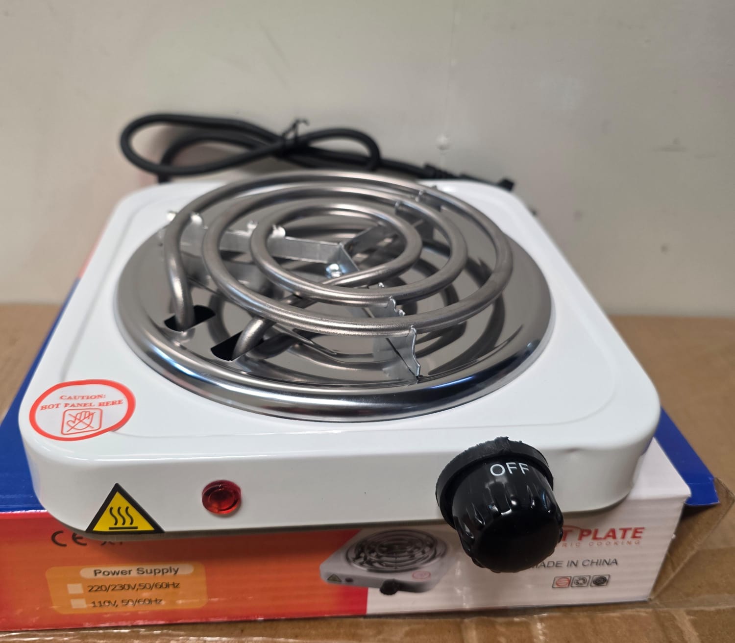 🔥🍳 Electric Hot Plate – Fast Heating & Portable Cooking 🍳🔥🌟 Cook Anywhere, Anytime with Ease🔥 Quick Heating Coil Delivers fast and even heat for efficient cooking⚡ Energy Efficient Design