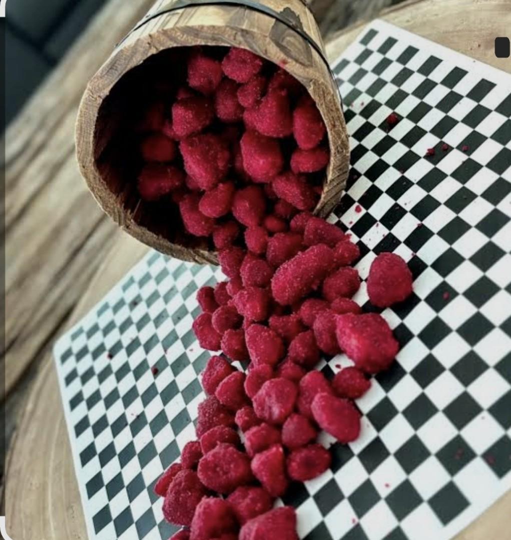 MABUYU, HIGH QUALITY STRAWBERRY FLAVOR MABUYU CANDY. Quality Mabuyu snack!!