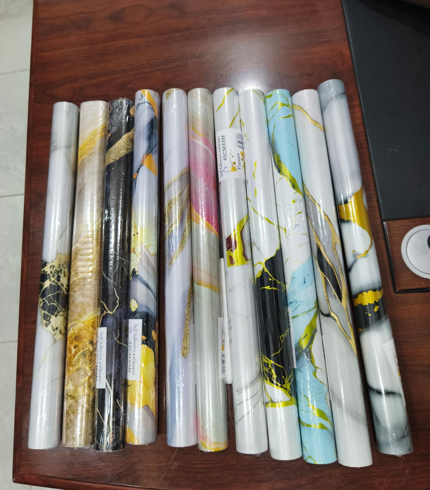 Marble contact papers that are self adhesive, vinyl contact paper in size 60cm by 2M, perfect for walls, furniture, kitchen counters, bathroom counters, tables, anything you want to cover