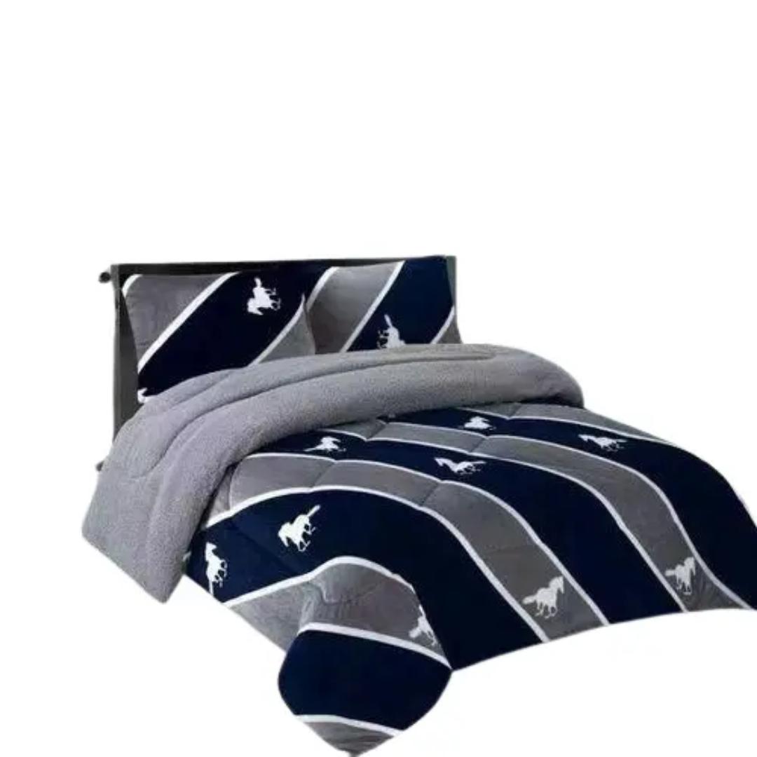 6x6 Soft Velvet Woolen Duvet – Luxuriously Warm & Durable Wrap yourself in unmatched comfort with this premium 6x6 Soft Velvet Woolen Duvet Blanket, designed to offer warmth, softness, durability