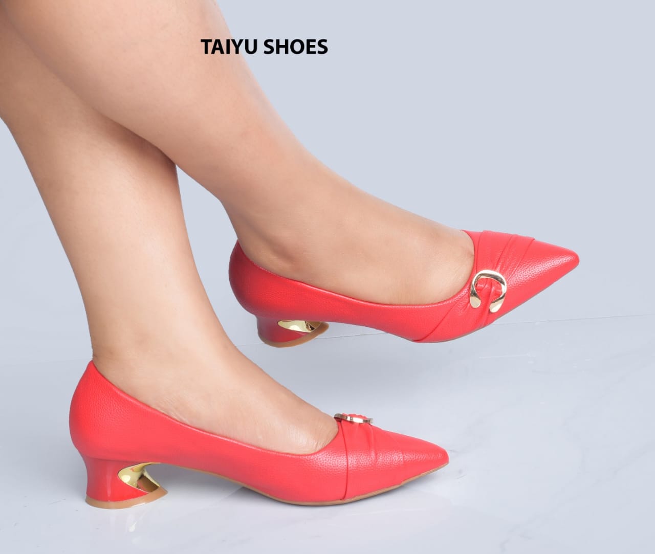 ⚡HIGH QUALITY women's  low heels⚡  they are comfortable  breathable lightweight and fashionable ladies heels Easy to wash and clean perfect for casual wears offices and outdoor activities sizes 37-41⚡