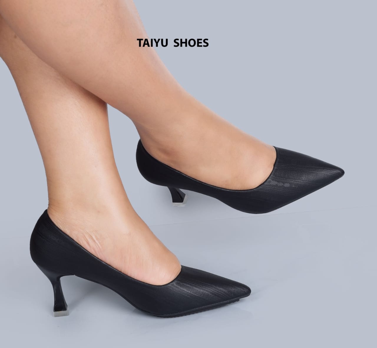 ⚡HIGH QUALITY elegant heels⚡  they are comfortable , breathable , lightweight, and fashionable ladies heels Easy to wash and clean Easy to walk with and add a classy touch to your outfit sizes 37-41⚡