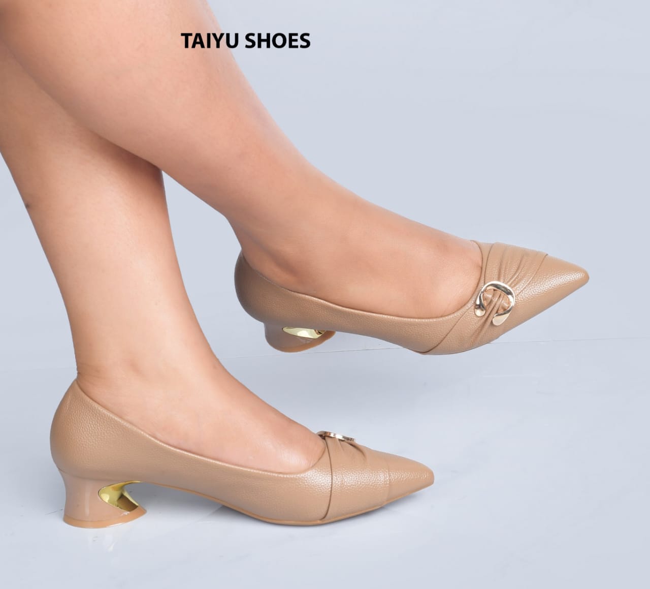 ⚡ CLASSIC women's  low heels⚡  they are comfortable , breathable , lightweight, and fashionable ladies heels Easy to wash and clean Easy to walk with and add a classy touch to your outfit sizes 37-41⚡