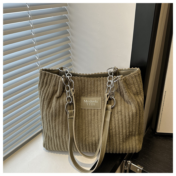 2026 Autumn Popular Corduroy Chain Underarm Tote Bags, Large Capacity Trendy Women Commuter Shoulder Handbags