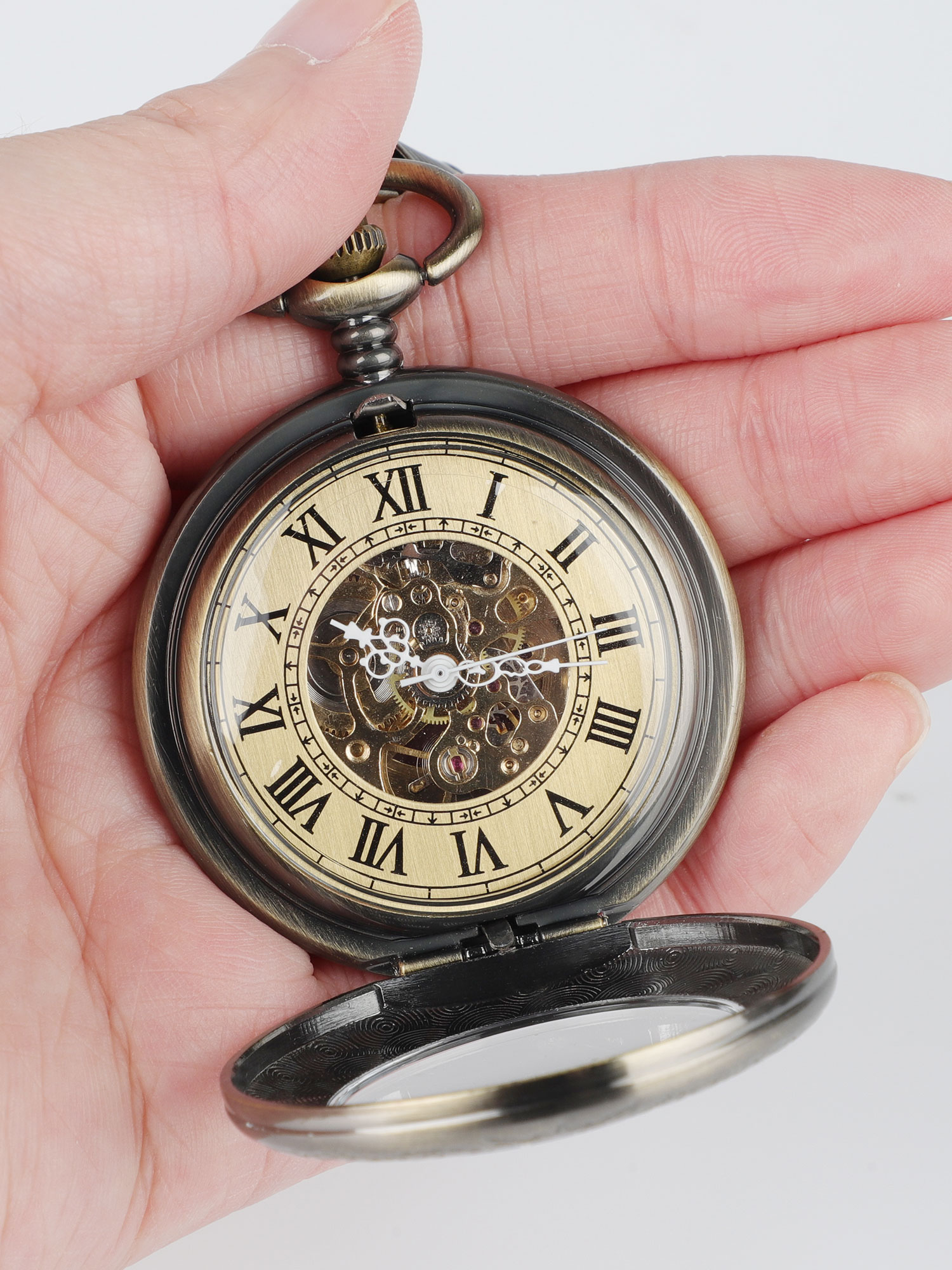 Men's Mechanical Retro Pocket Watch, Classic Mechanical Movement Pocket Watch with Chain