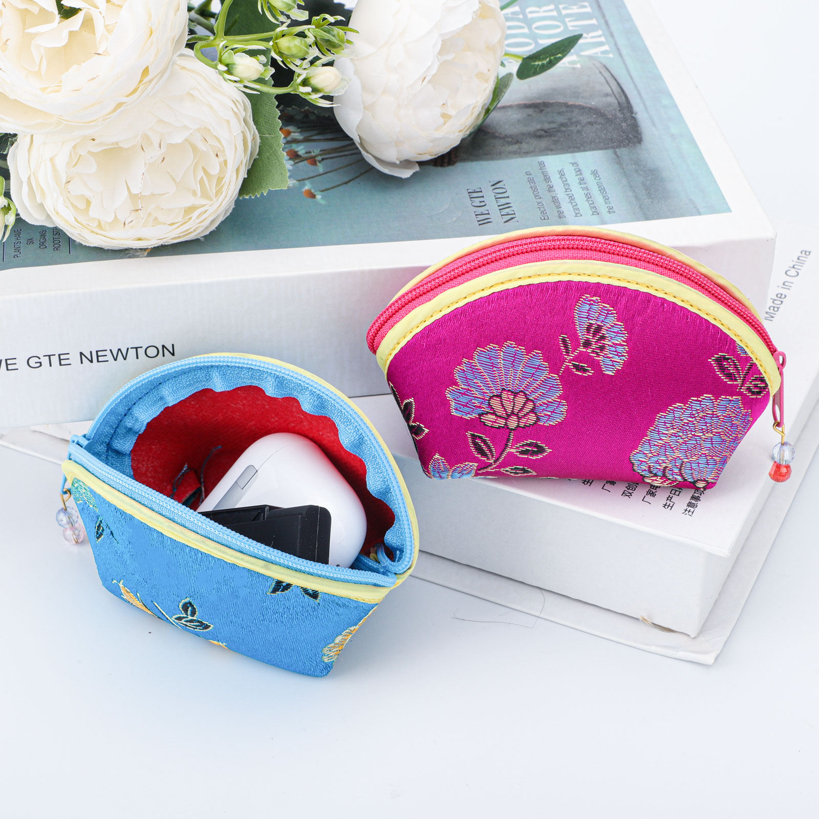 16pcs Silk Coin Purse, Zipper Jewelry Bag, Embroidered Sugar Bag, Lipstick Container, Silk Brocade Gift Bags