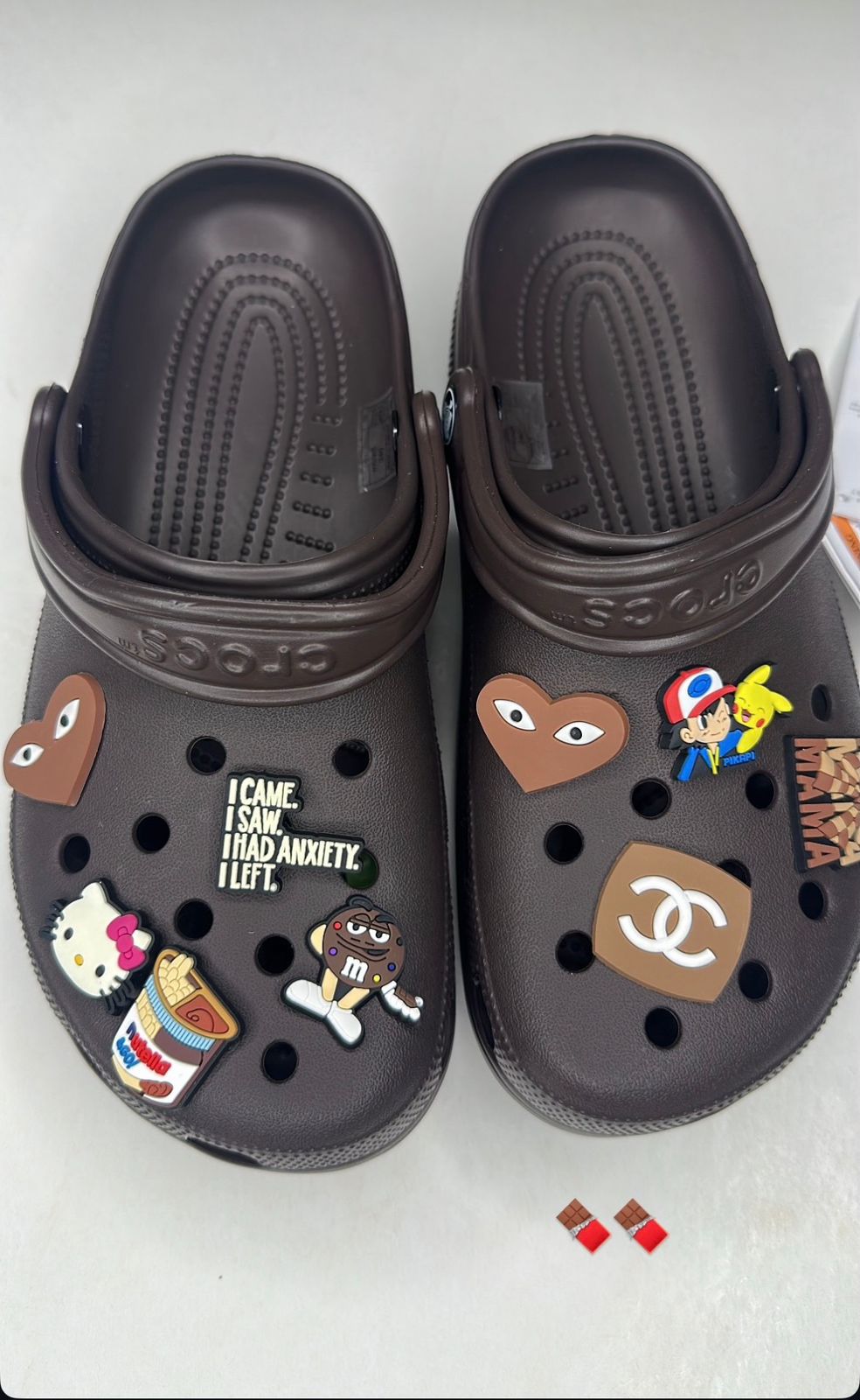 CROCS
