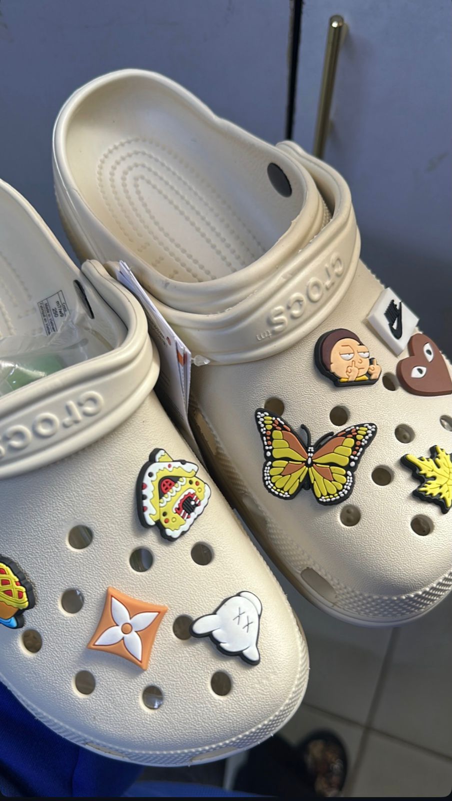CROCS