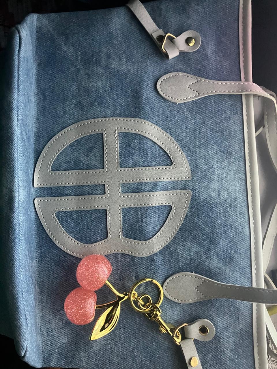 Cute Glitter Cherry Keychain Luxury Bag Charm Pendant Car Keyholder Keyring Aesthetic Women Handbag Backpack Accessories Girls Gift Fashion Key Ring Chain Holder Decoration Ornament Mini Purse       .