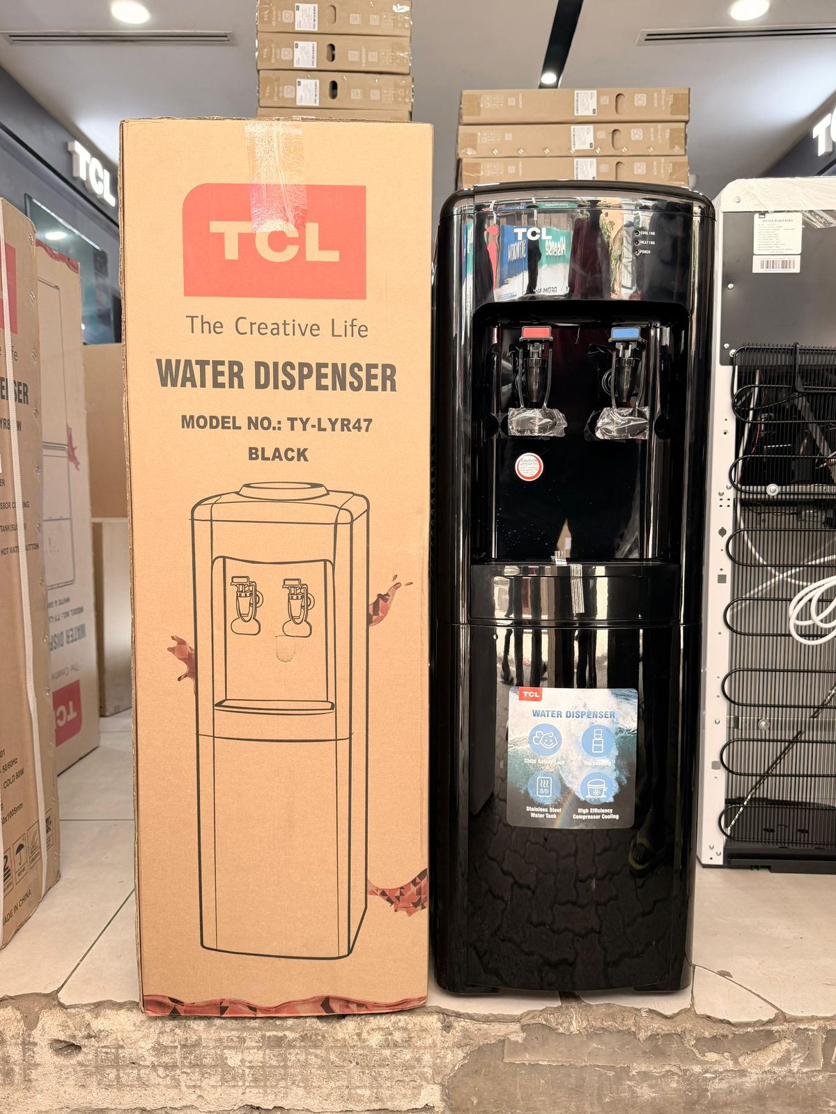 R47 Hot Normal Cold Water Dispenser High Efficiency Compressor Cooling Stainless Steel Water Tank Child Safety Lock Black Free Standing Electric Cooler Home Office