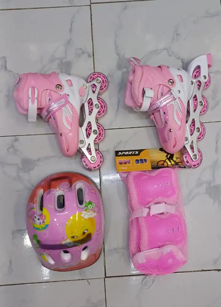 Complete Children’s Inline Skating Set with Adjustable Roller Skates, Ventilated Helmet and Protective Pads – Sizes 31–38