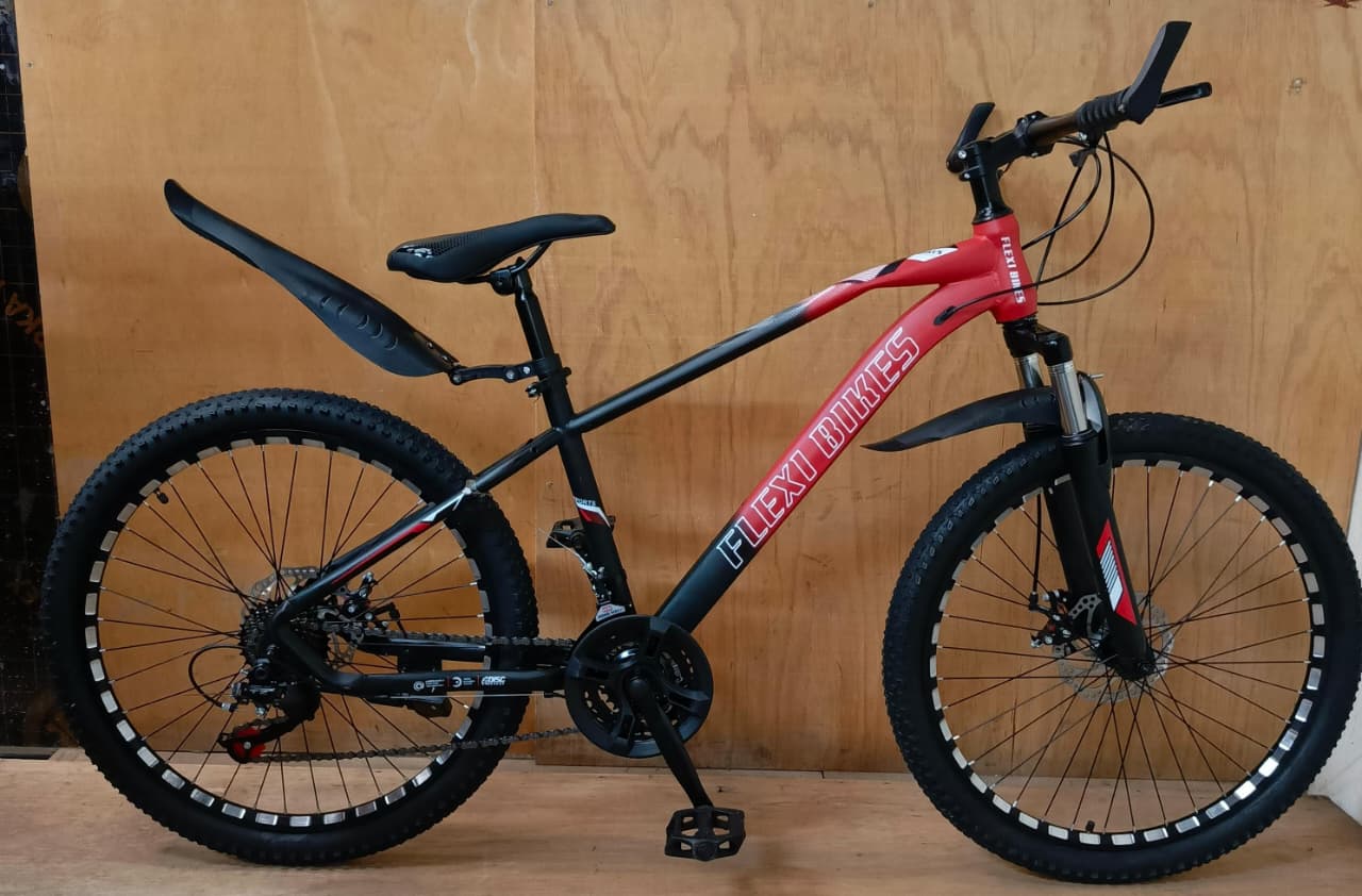 Size 26 Mountain Bike with Gear System Front Suspension Off Road Bicycle for Teens and Adults Age 14 Years and Above Durable Multi Terrain Cycling Bike