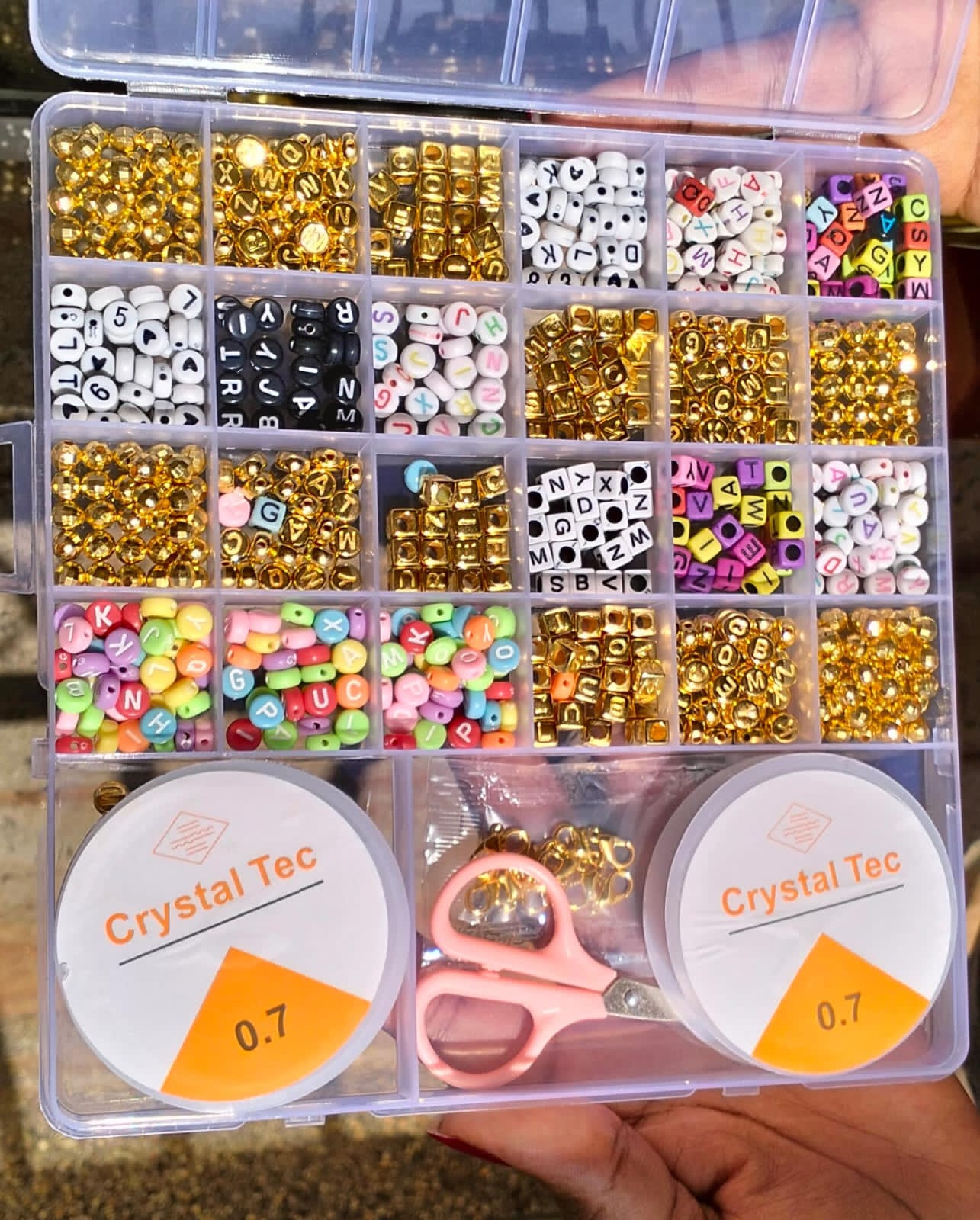 Clay Beads Jewelry Making Kit Different Colors Shapes Charms Letter Beads Elastic Strings Bracelet Necklace Craft Set for Girls Women