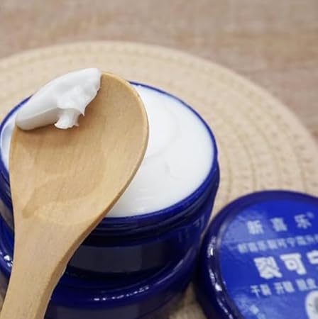85g Anti Crack Foot Cream Dryness Foot Mask Heel Cracked Repair Cream Hand Mositurizing Removal Callus Dead Skin Hands Feet Care Anti freezing and Anti cracking Foot Cream 85g Hand Cream Moisturizing.