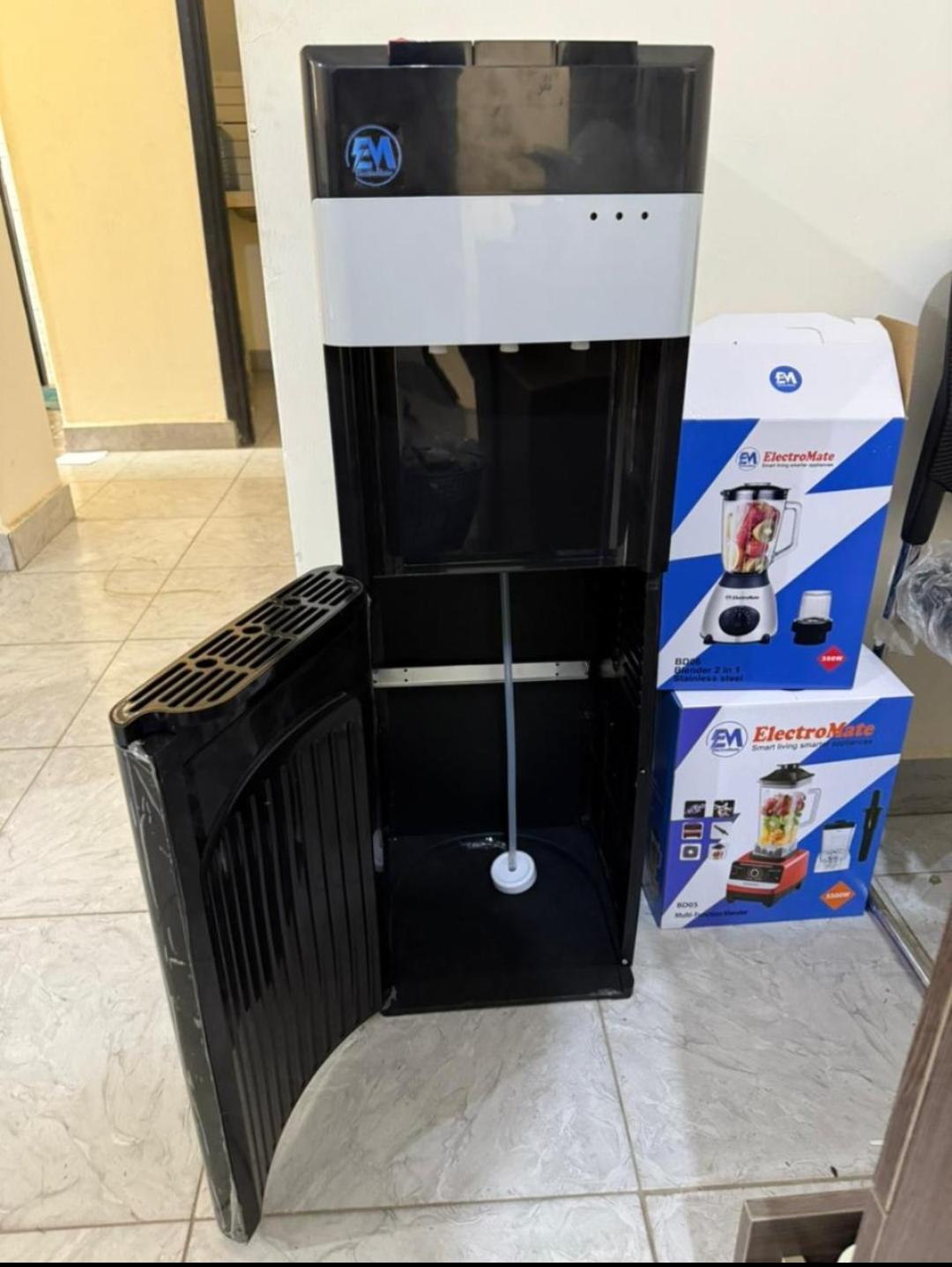 Electromate Bottom Load 3 Taps Standing Water Dispenser is a modern floor-standing water dispenser designed for home or office use, offering convenience and multiple water temperature options.
💧 Over