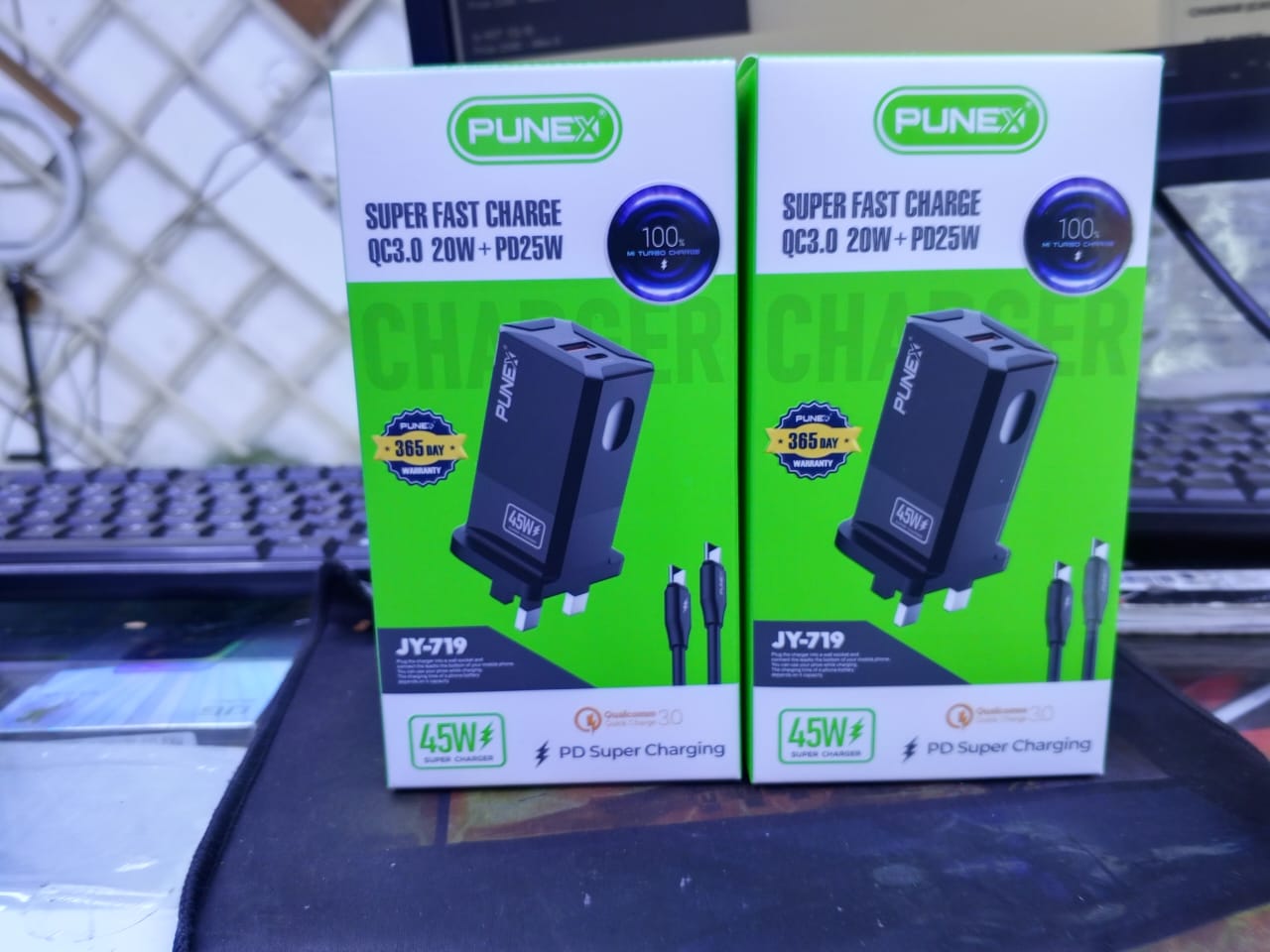 Punex JY-719 45W Super Fast Charger Kit with Dual Charging Cables | QC3.0 20W + PD25W Dual Port Wall Travel Charger Plug Adapter for iPhone 15 14 13 Pro Max, Samsung Galaxy S24 S23 Ultra, Xiaomi Mi Tu