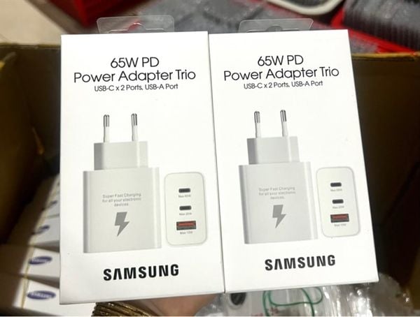 Samsung Super Fast Charging PD Adapter USB-C Wall Charger 25W 35W 45W 65W Power Adapter with Power Delivery Technology for Galaxy Smartphones, Tablets, Laptops, Earbuds and USB-C Compatible Devices  .