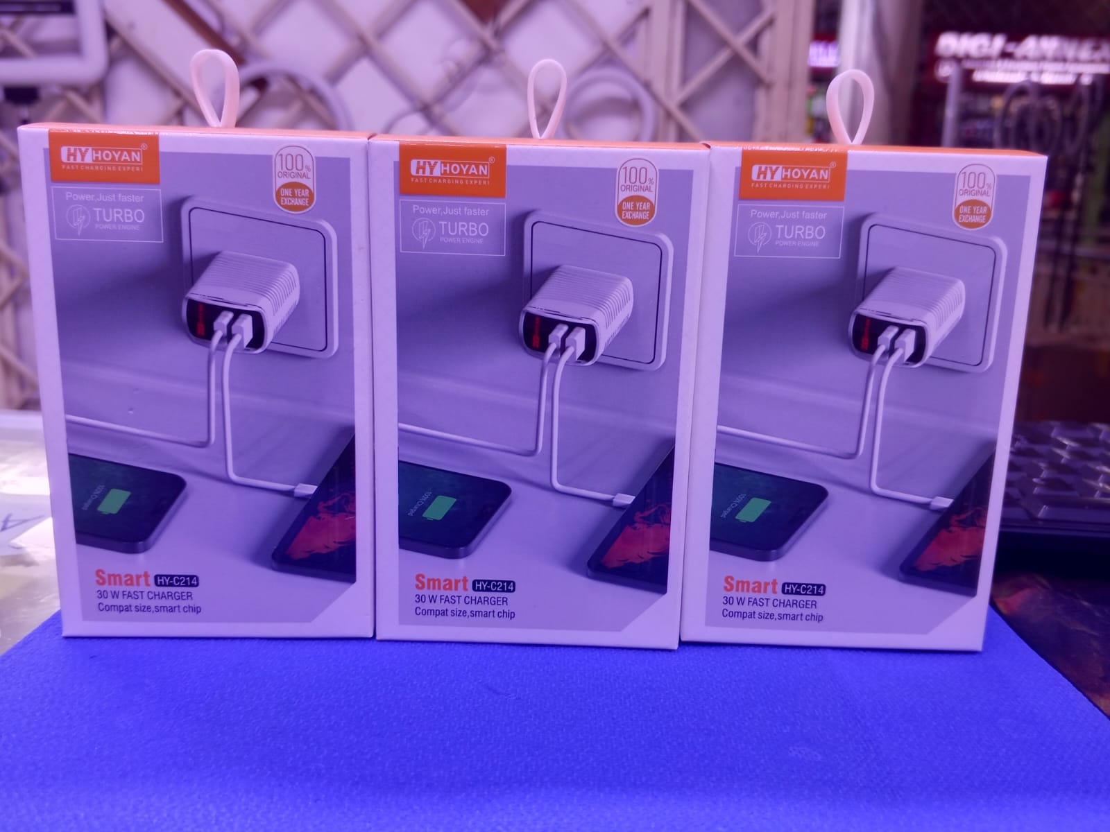 New Arrival HY HOYAN 30W Fast Charger HY-C214 Smart Turbo Power Adapter Dual Port USB & Type C Wall Charging Head High Speed Compact Size Safe Intelligent Travel Charger Plug Only (White)for Smartphon