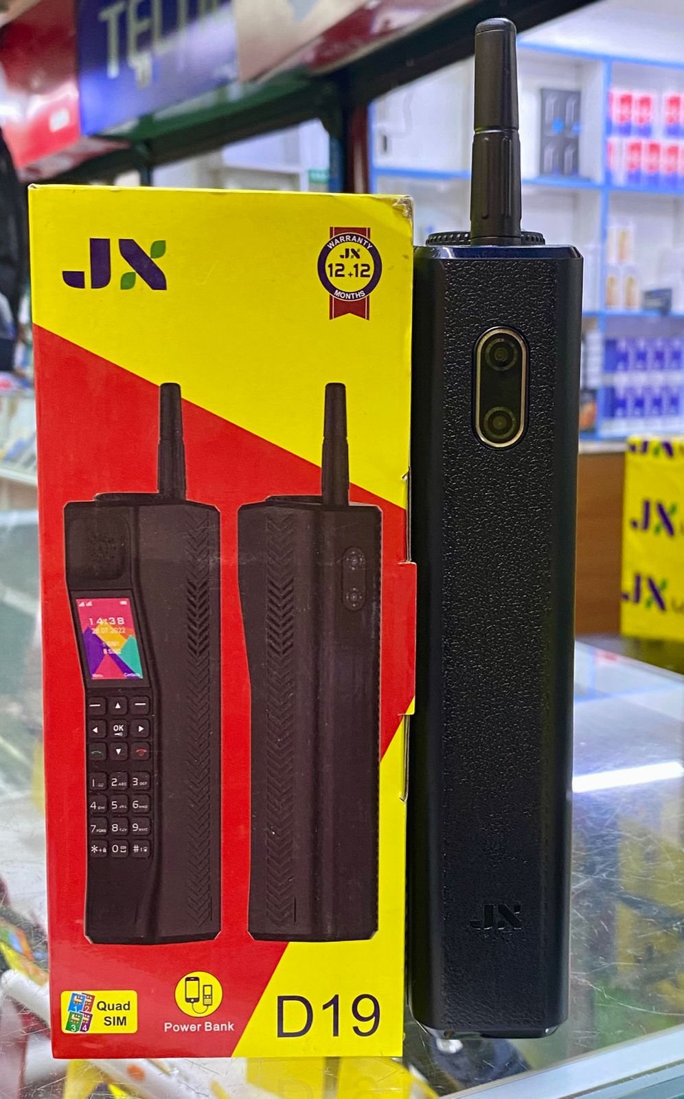 [NEW ARRIVAL!!!]BRAND NEW JX D19 QUAD SIM POWER BANK PHONE 1.77 inch Display 7200mAh Buletooth Vibrator/Wireless FM/ MP3/MP4/ Big Torch/ Auto callrecording/Power Bank Cell Feature Phone